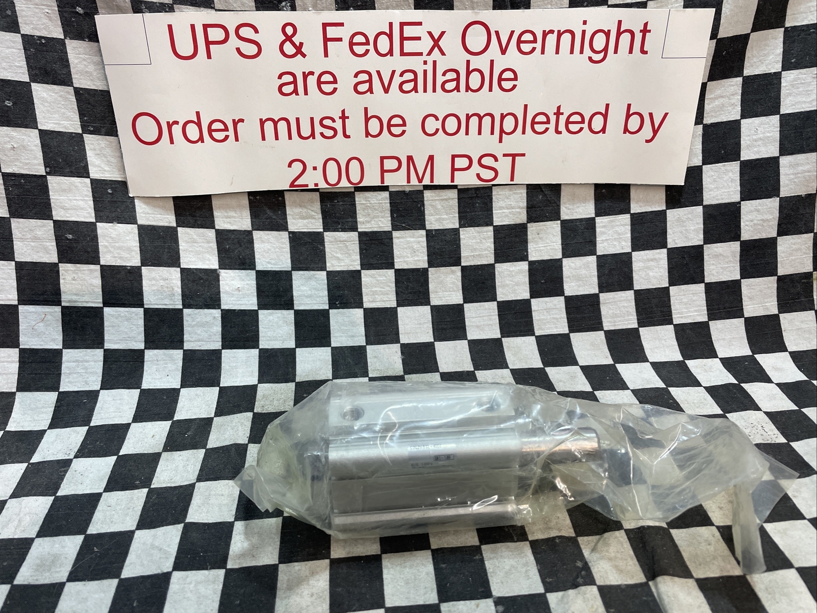 SMC CDQ2WB32-40DZ, CDQ2WB3240DZ, CQ2-Z COMPACT CYLINDER, SHIPSAMEDAY#1623V12