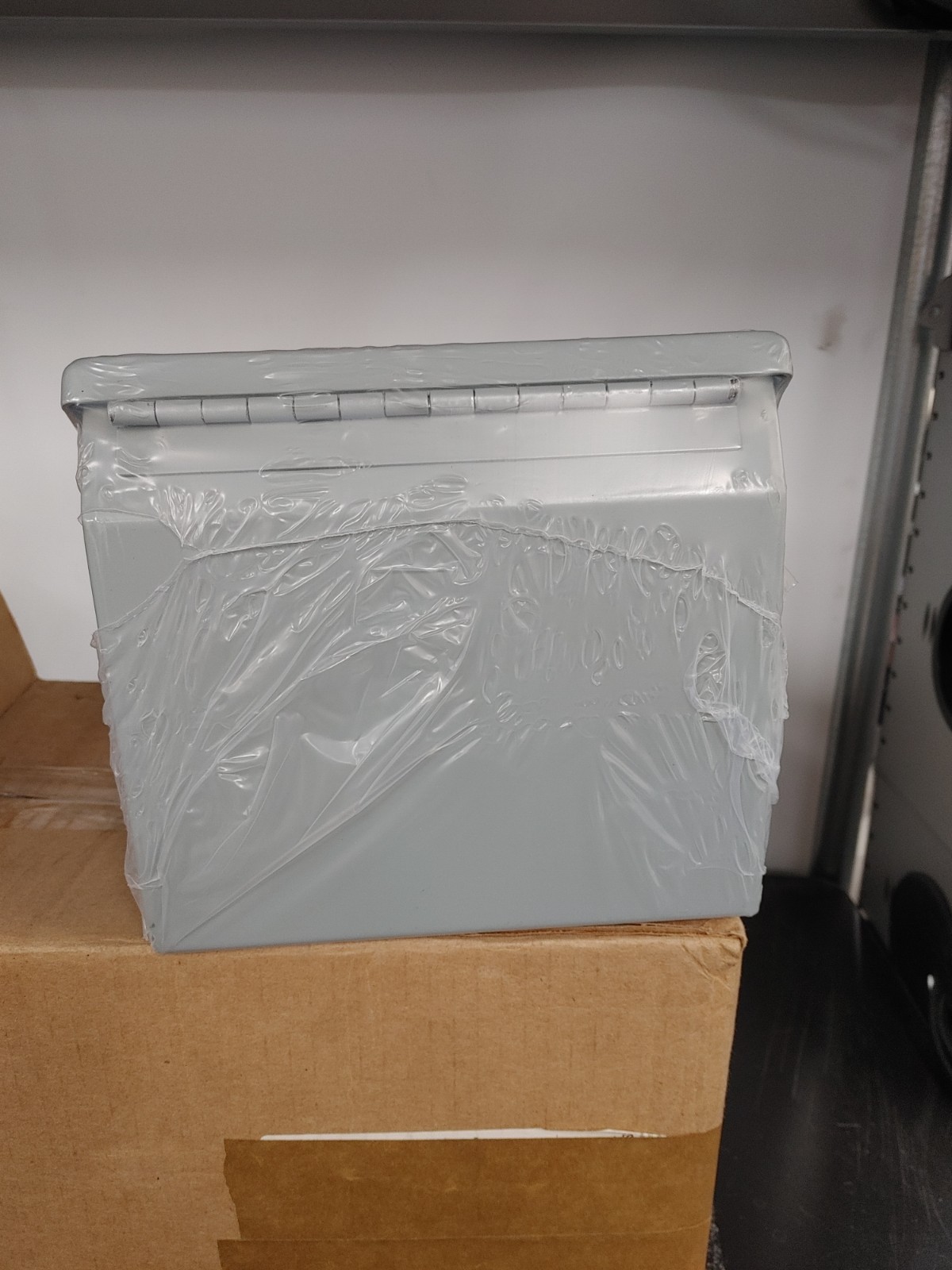 HOFFMAN NVENT C8C8 Mild Steel Type 12 Consolet Enclosure 8.00×8.00×7.09