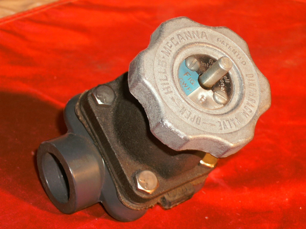 HILLS MCCANNA FIG. 6 INDICATING DIAPHRAGM VALVE 3/4″ NPT NEOPRENE/PVC BODY