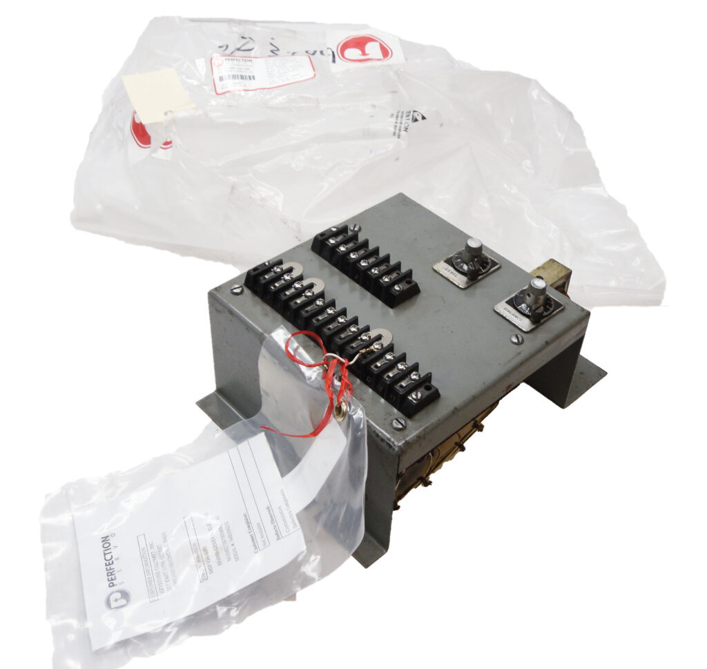 REPAIRED GENERAL ELECTRIC 3S7505HR101A1 HOT METAL DETECTOR