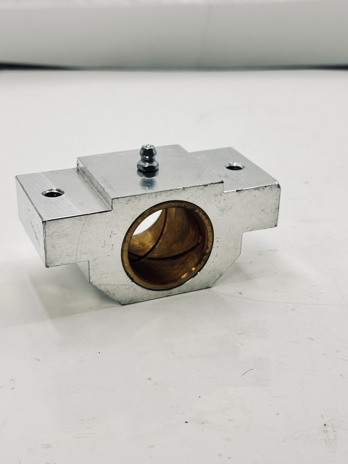 Aluminum Bearing Block 1-1/4″ w/ Greaseable Bronze Bushing