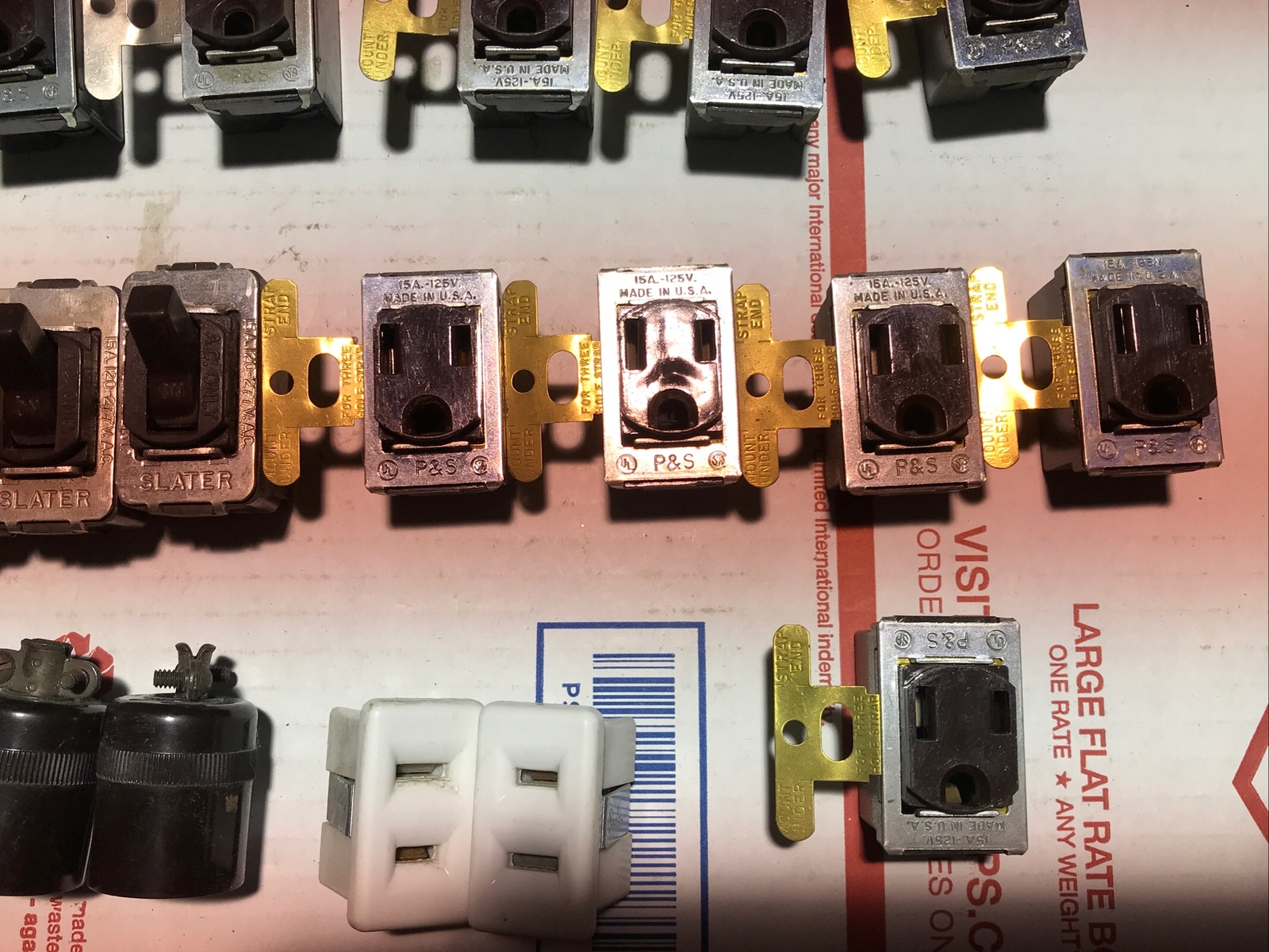 Switches Lot Of 34 Pcs SLATER PASS SEYMOUR QUIET 15A 120-277 VAC (936)
