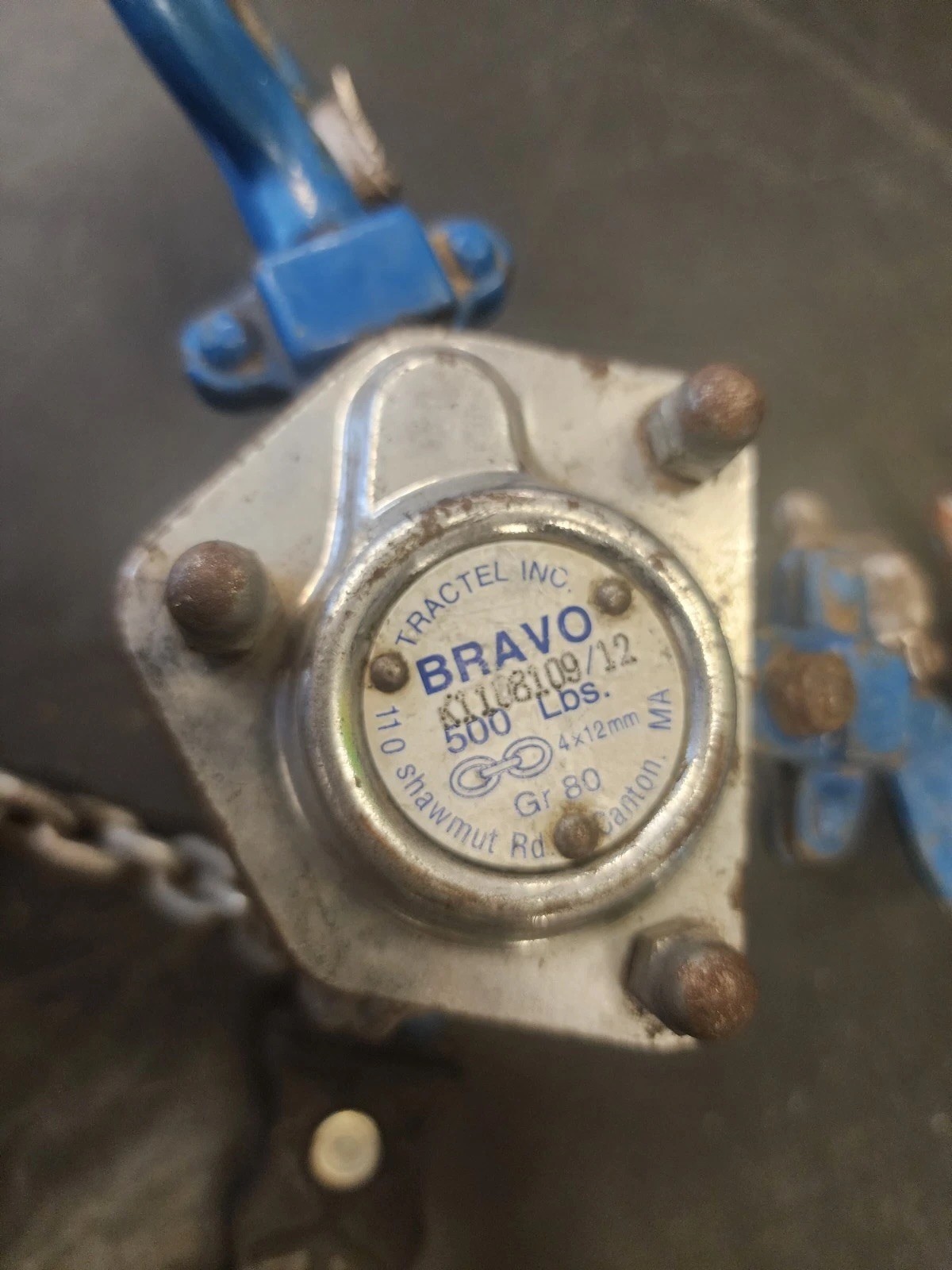 bravo™ Lever Chain Hoist – 1/4 Ton / 500 lbsLever Chain Hoist