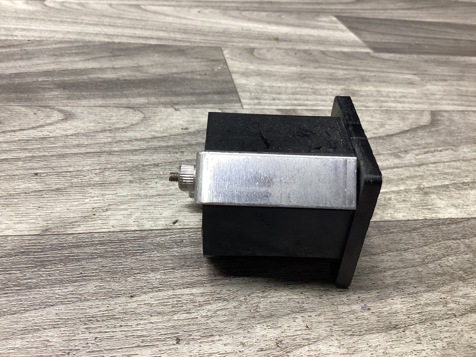 IV0 IVO COUNTING UNIT B150 CNC EDM #118N28
