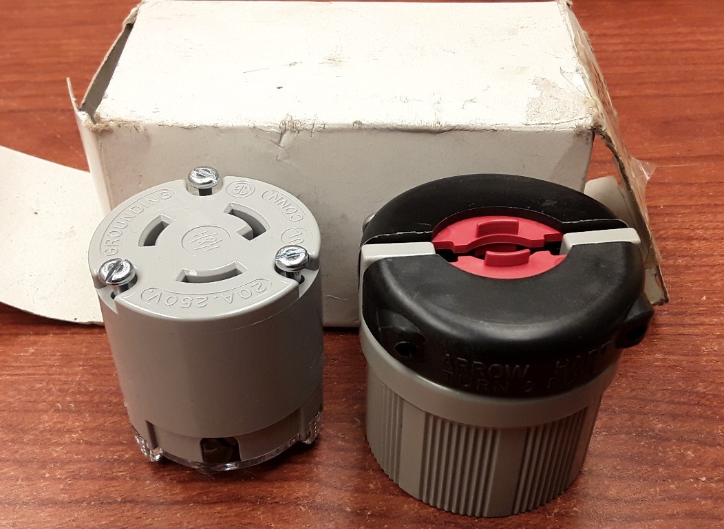 Arrow Hart 6214 Locking Connector, 20A 250V 2P 3W GRD