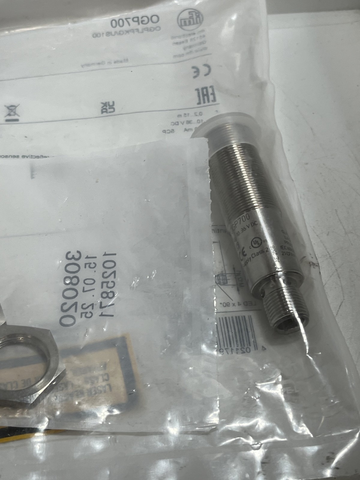 IFM OGPLFPKG/US100 RETROREFLECTIVE SENSOR (OGP700) 0.2-15M SEN 10-36VDC NIB