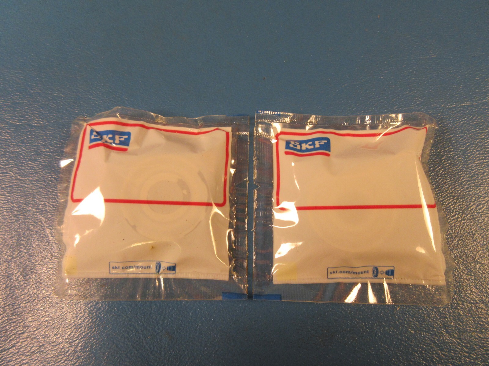 LOT OF 2 SKF 629 2Z JEM, Deep Groove Ball Bearings,9mm ID x 26mm OD x 8mm Wide;