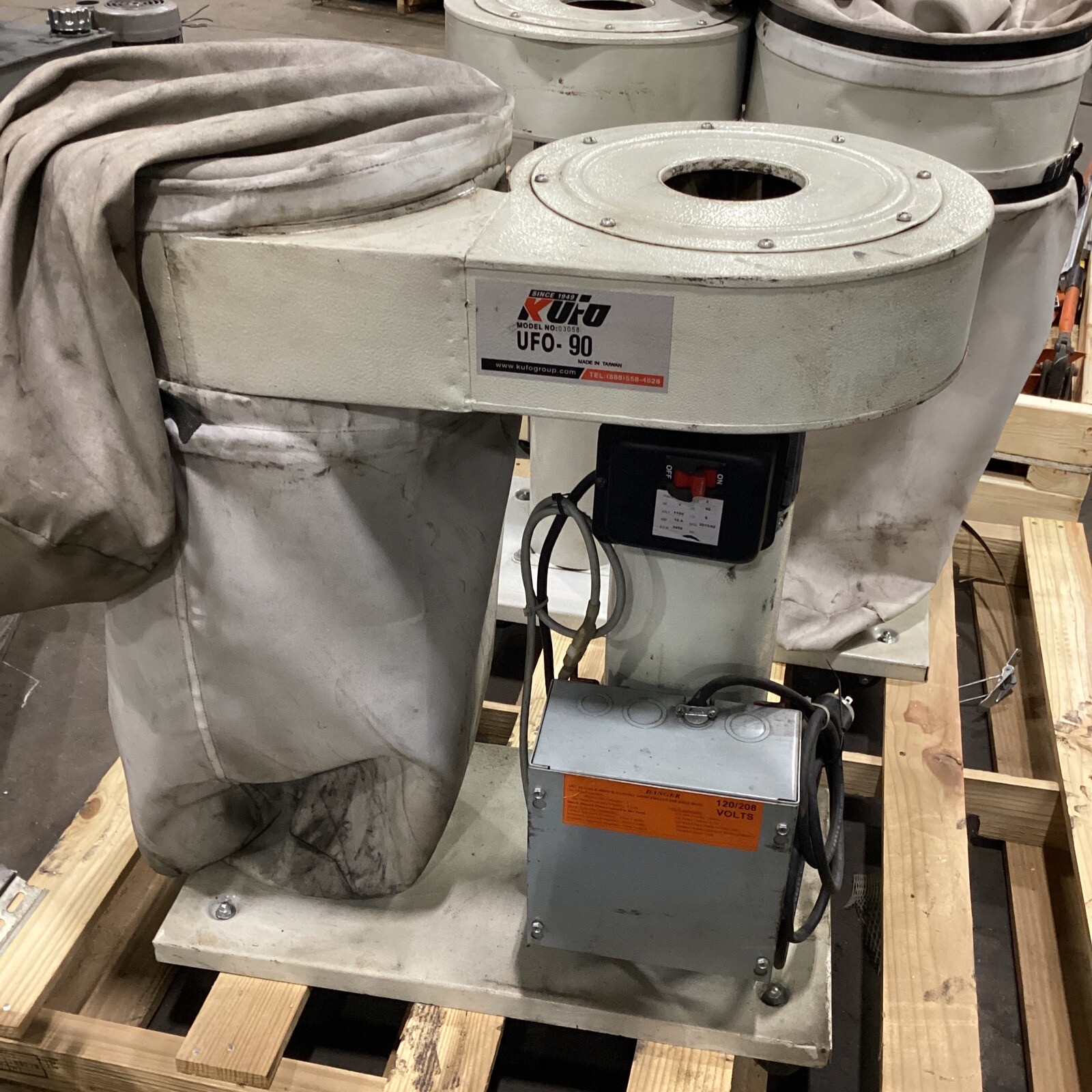 Kufo Seco UFO-90 Vertical Bag Dust Collector 003058 #613NRFMLA17