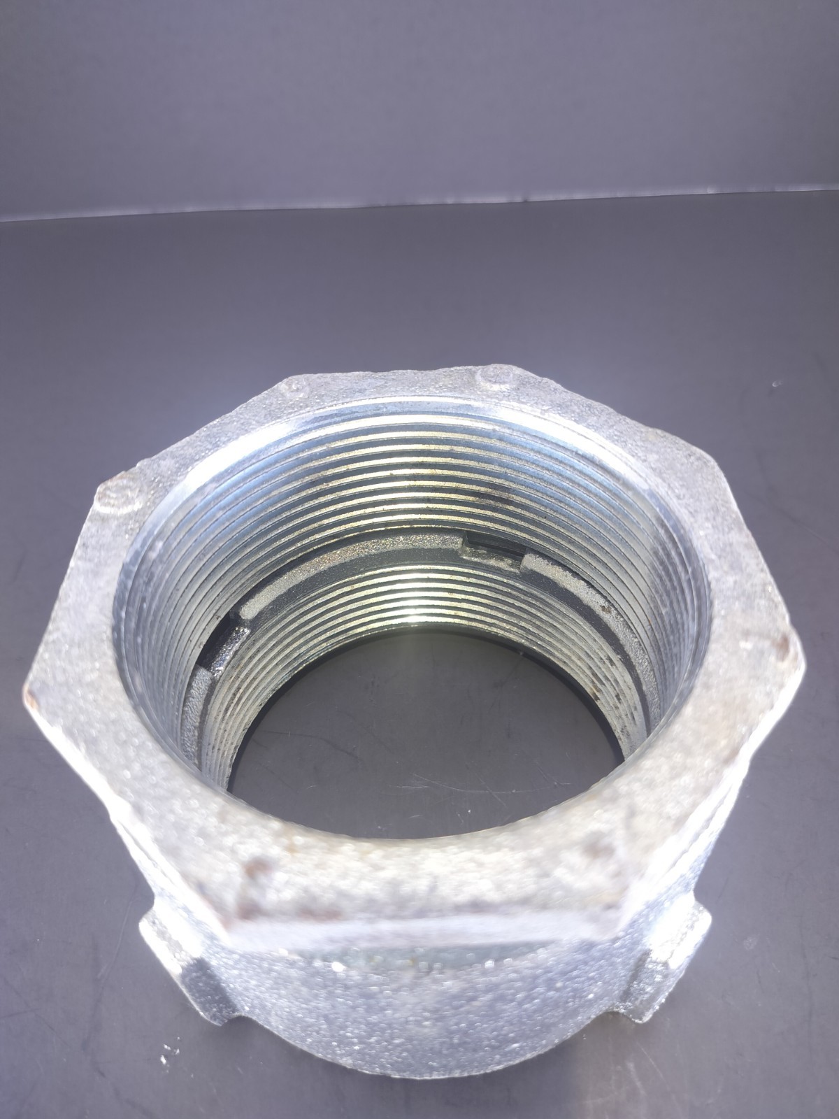 Thomas & Betts 682 Three-Piece Erickson Coupling 3″ Threaded Malleable Iron NOS
