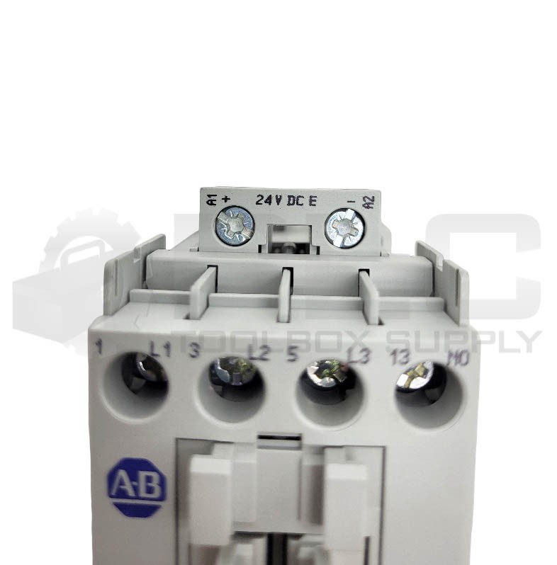 NEW ALLEN BRADLEY 100-C09EJ10 /A CONTACTOR 3 POLES 24VDC