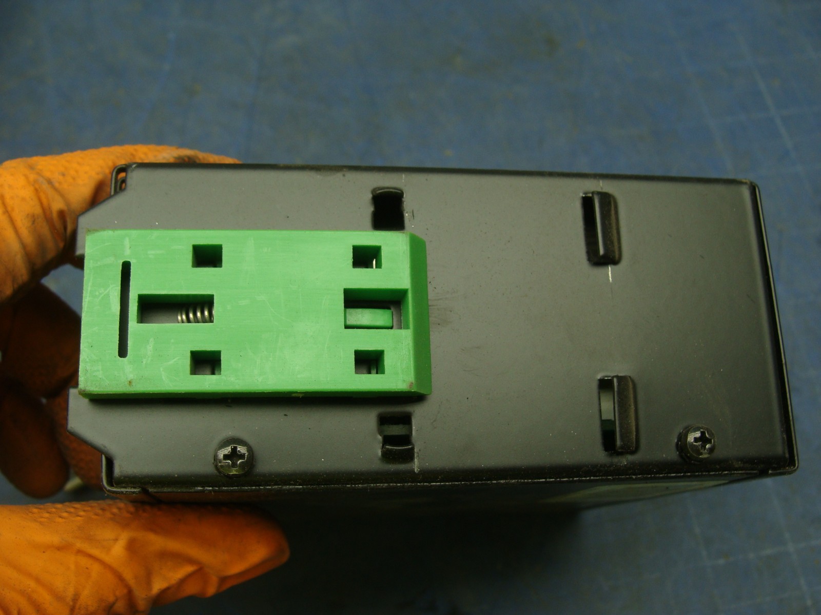 MURR MCS5-115/24 SINGLE PHASE SWITCHING MODE POWER SUPPLY