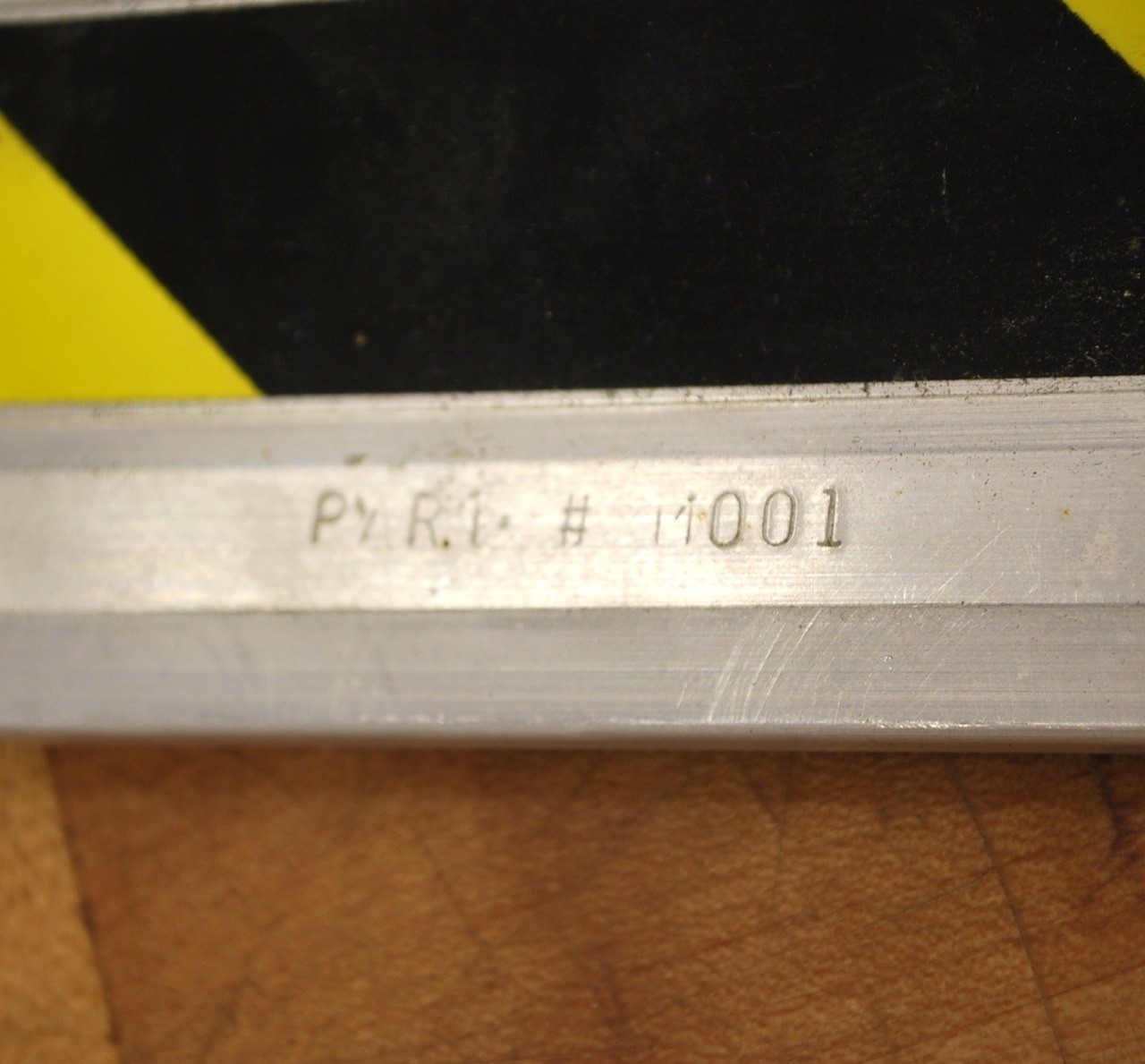 Pinnacle Systems Inc. M001 NSD Trim 24″ Length – USED