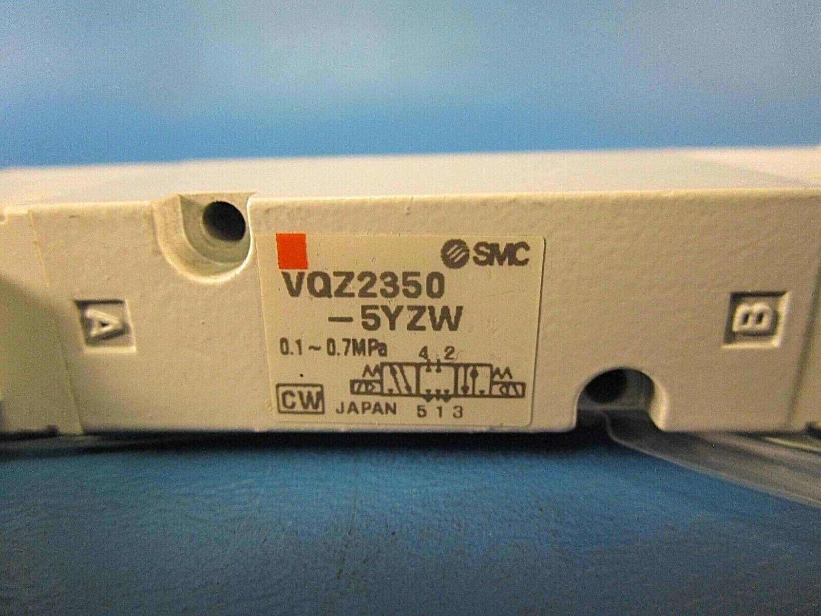 SMC VQZ2350-5YZW Double Solenoid Valve, base mount, VQZ200 Series, 3-PORT