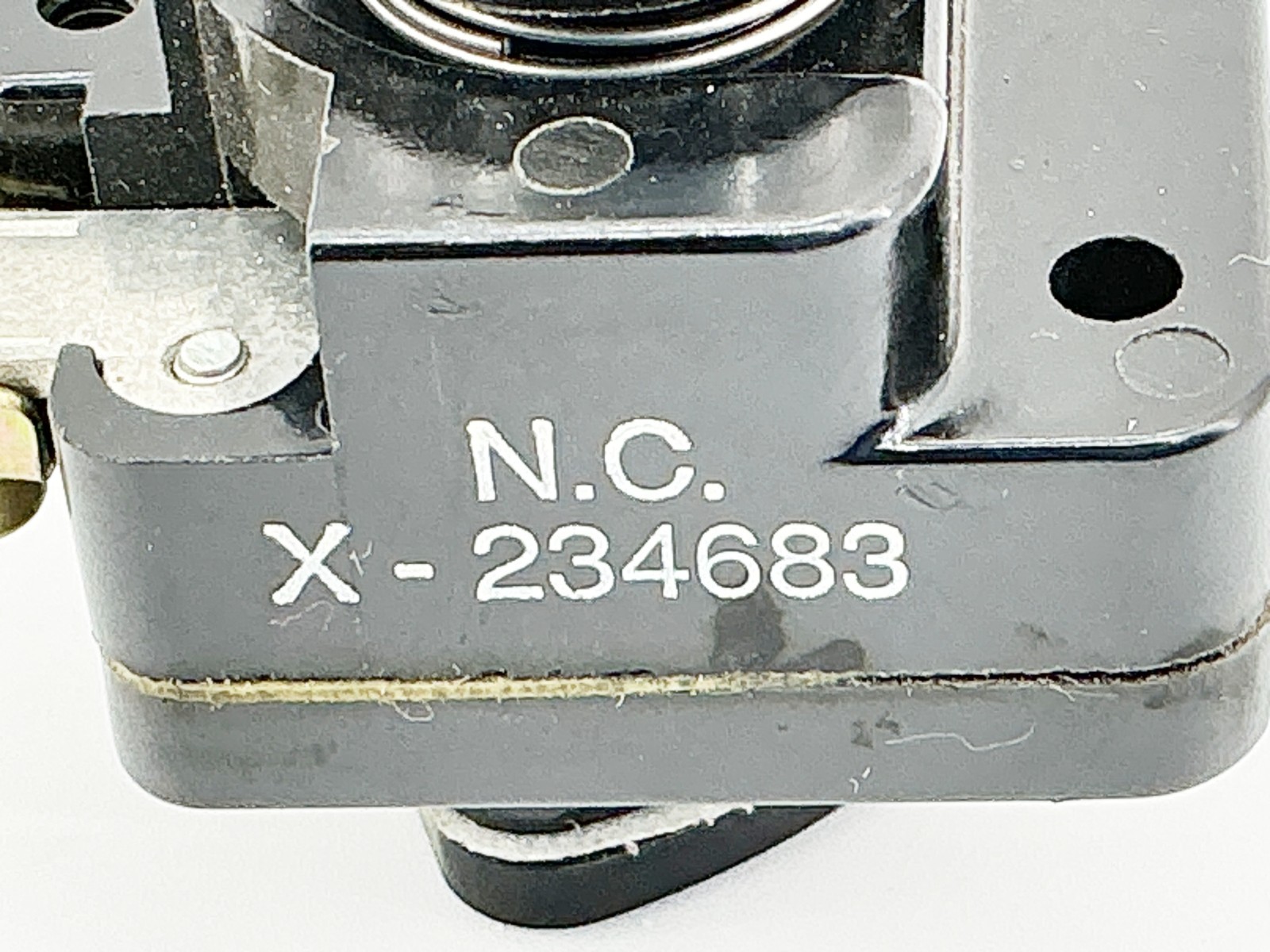 New Allen Bradley X-234683 Limit Switch for Pneumatic Relay – No Box