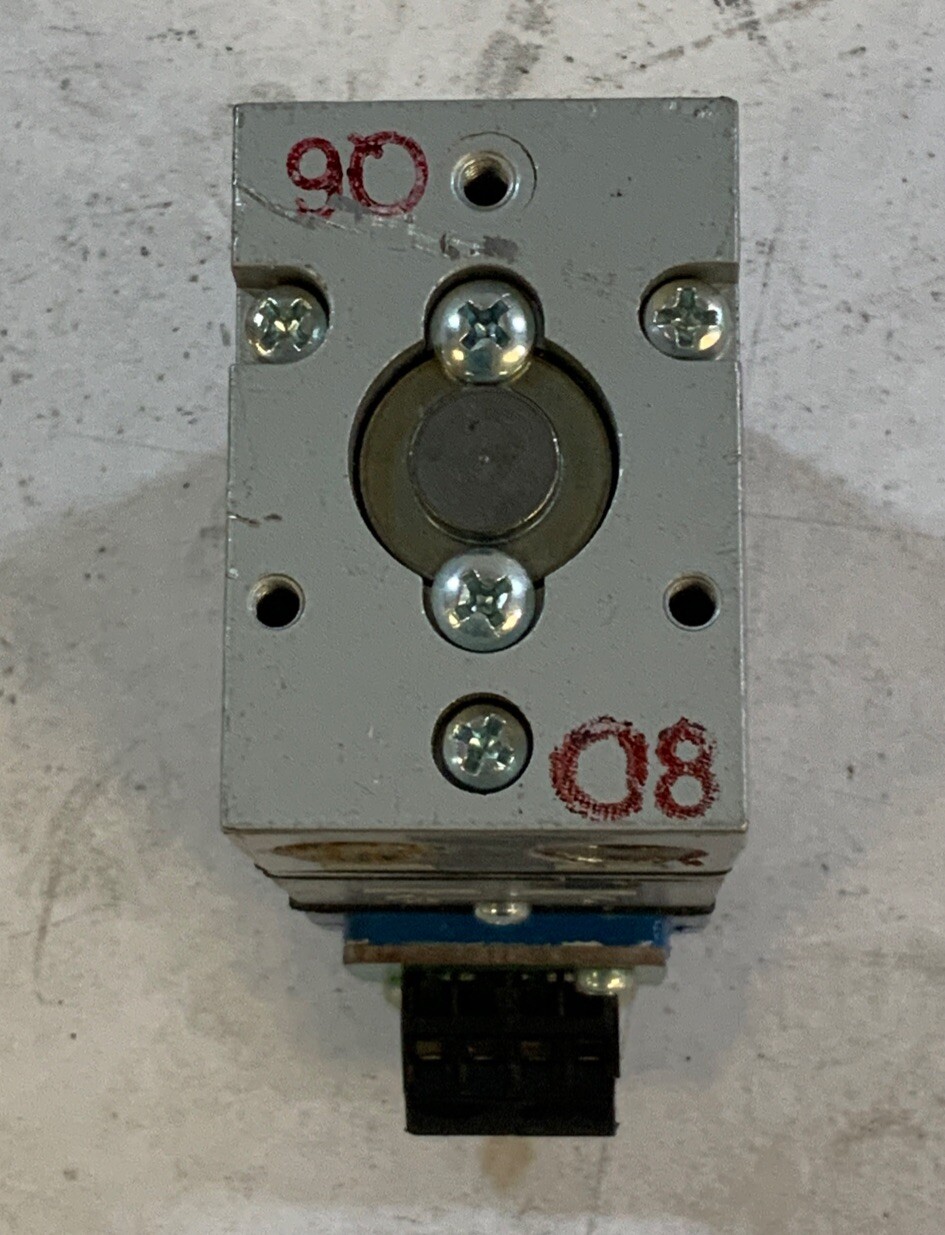 CONTROLAIR INC. TYPE 900X ELECTRIC TO PNEUMATIC TRANSDUCER 1 – 10V NS H6D