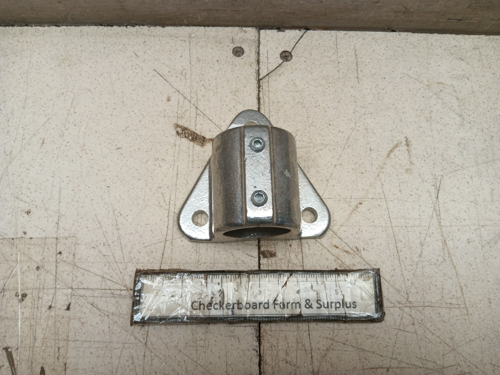 NOS Wall Mount Flange Pipe Rail Fitting Triangular 1-1/2″ Pipe McMaster-Carr