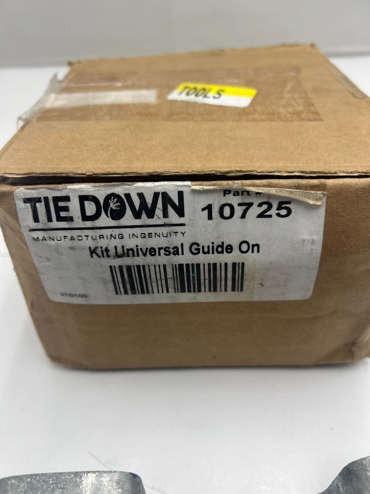 Tie Down 10725 Universal Guide On Hardware