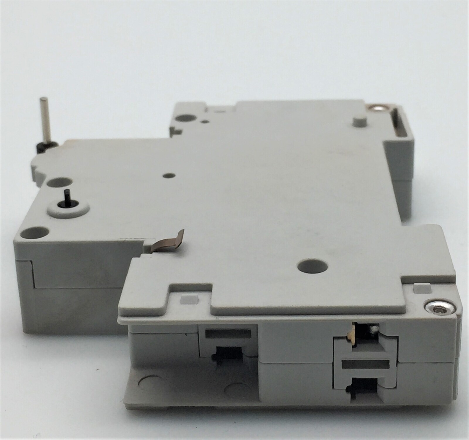 ABB S 290-A2 Shunt Trip C1/C2 24-28V AC/DC Field Mounting Left Side 95734 GH29