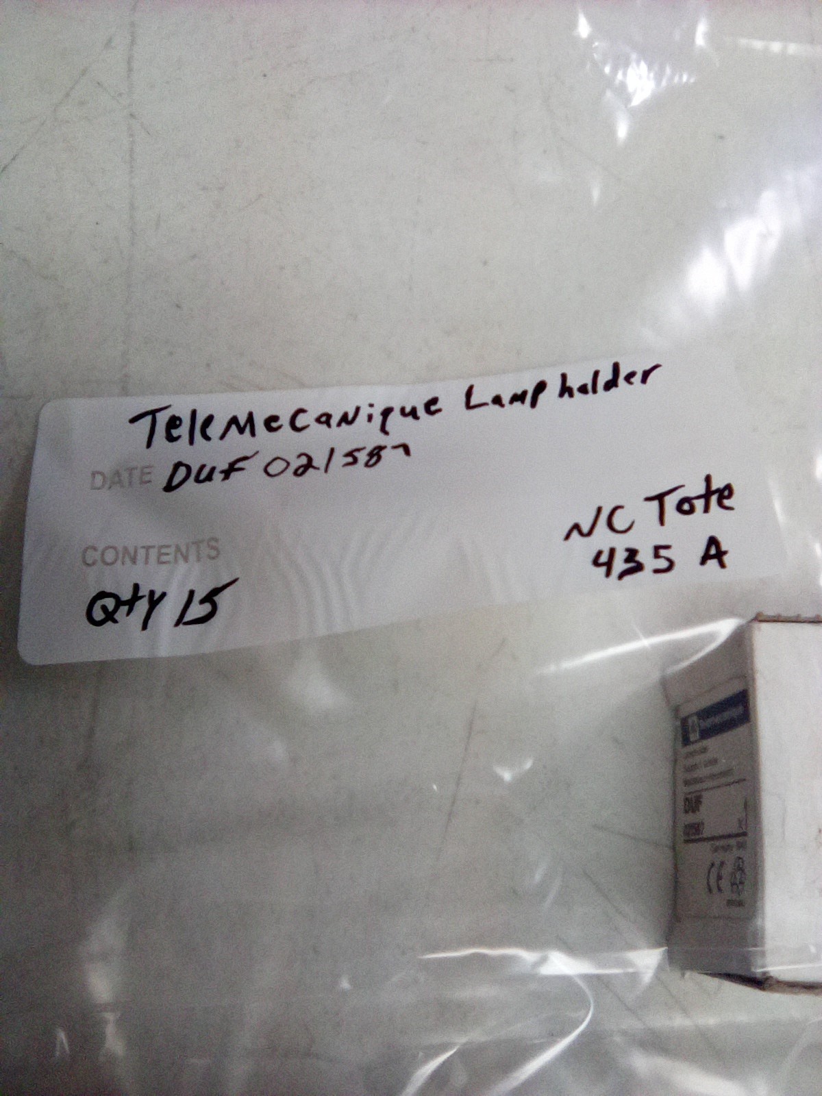 Telemacanique Lamp Holder DUF 021587