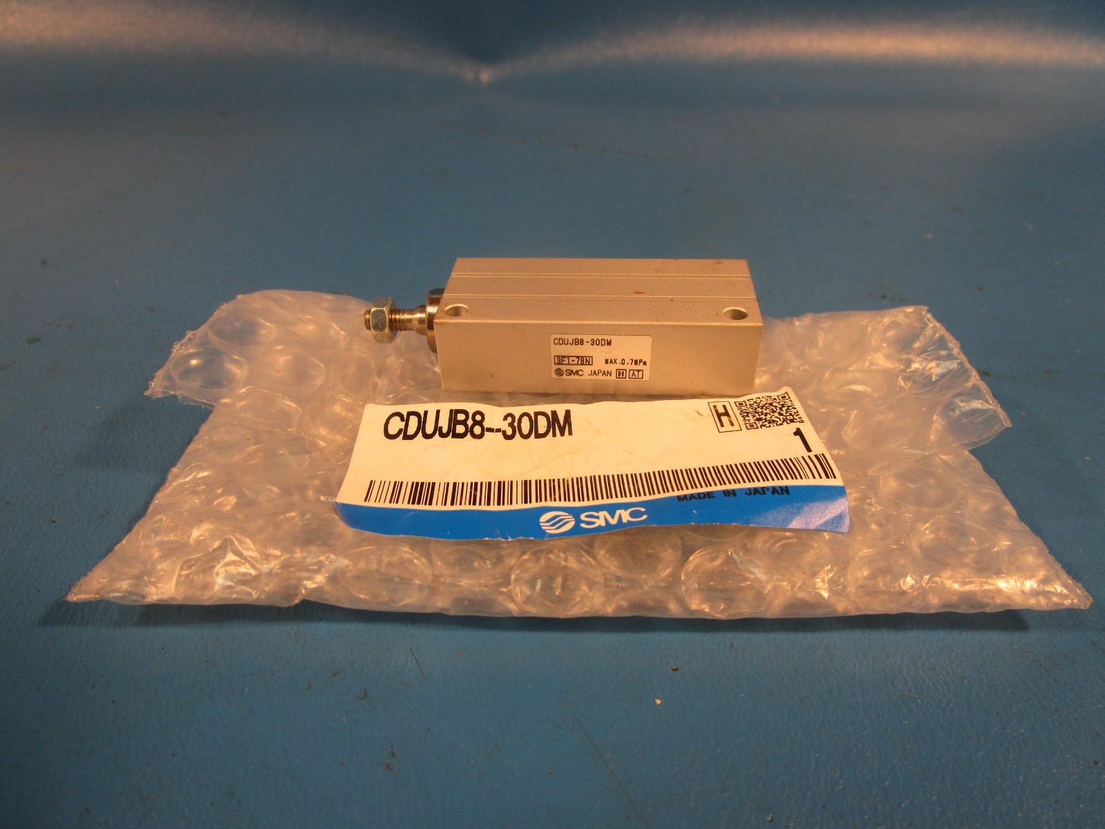 SMC CDUJB8-30DM, Mini Free Mount Cylinder, 8mm Bore, 30mm Stroke, Auto Switch