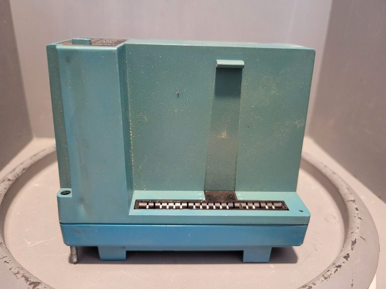 Honeywell Ultraviolet Flame Amplifier, MISSING 2 PIECES, RM7890 A 1015