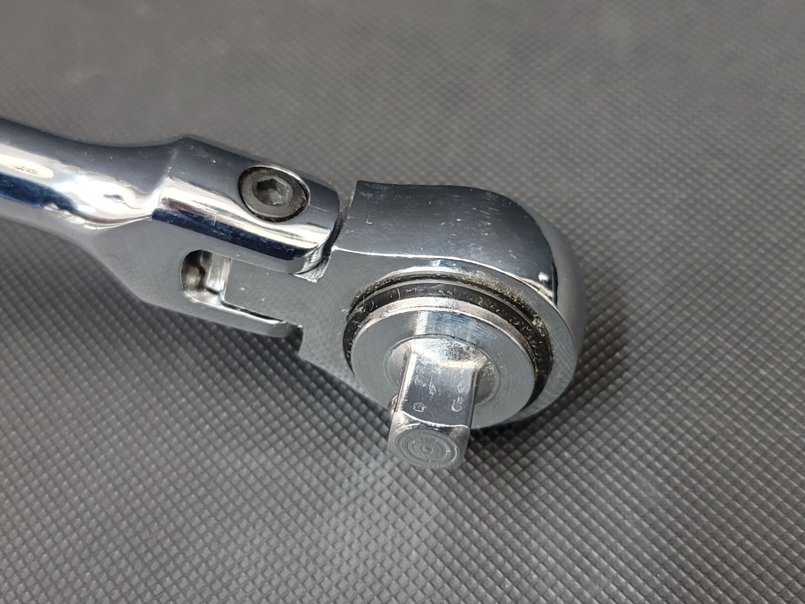 KAL-1250T 3/8″ Drive Flex Head Reversible Ratchet