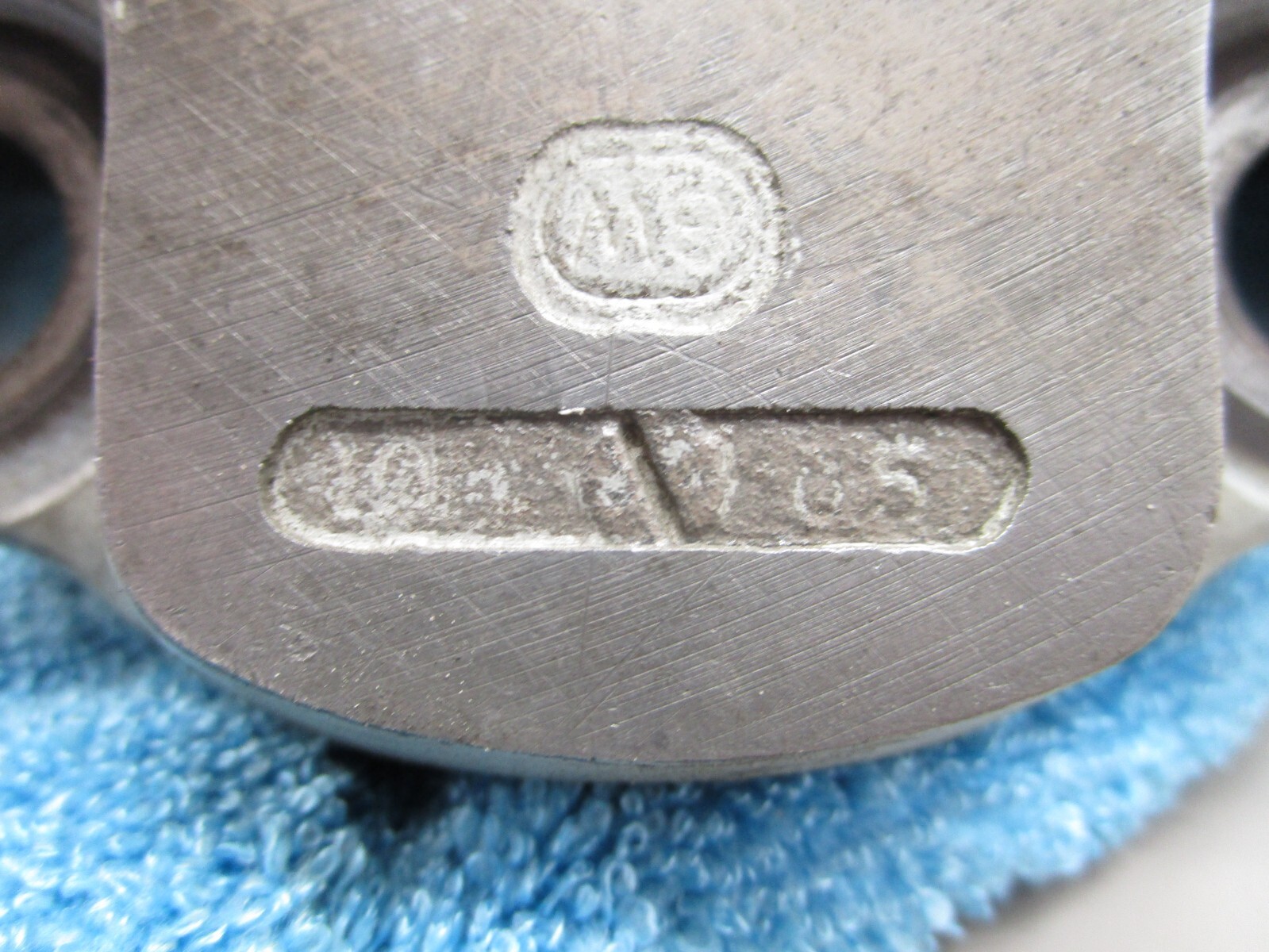 Lynch P50 P51 Hydraulic Pump Roller Bearing Back Cover End Plate UA-1603