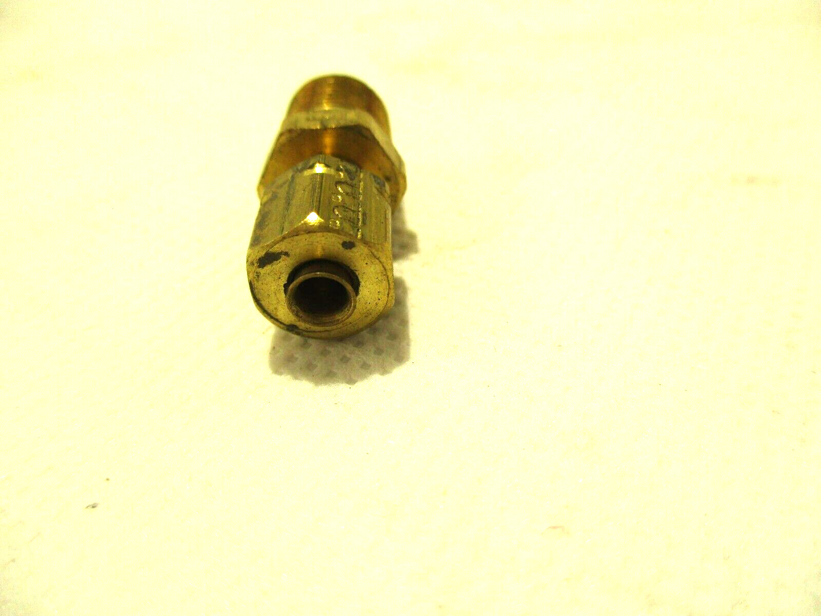 NEW LOT OF 5 PARKER 68CA-2-2 COMPRESSION FITTINGS 1/8 BRASS CONNECTOR