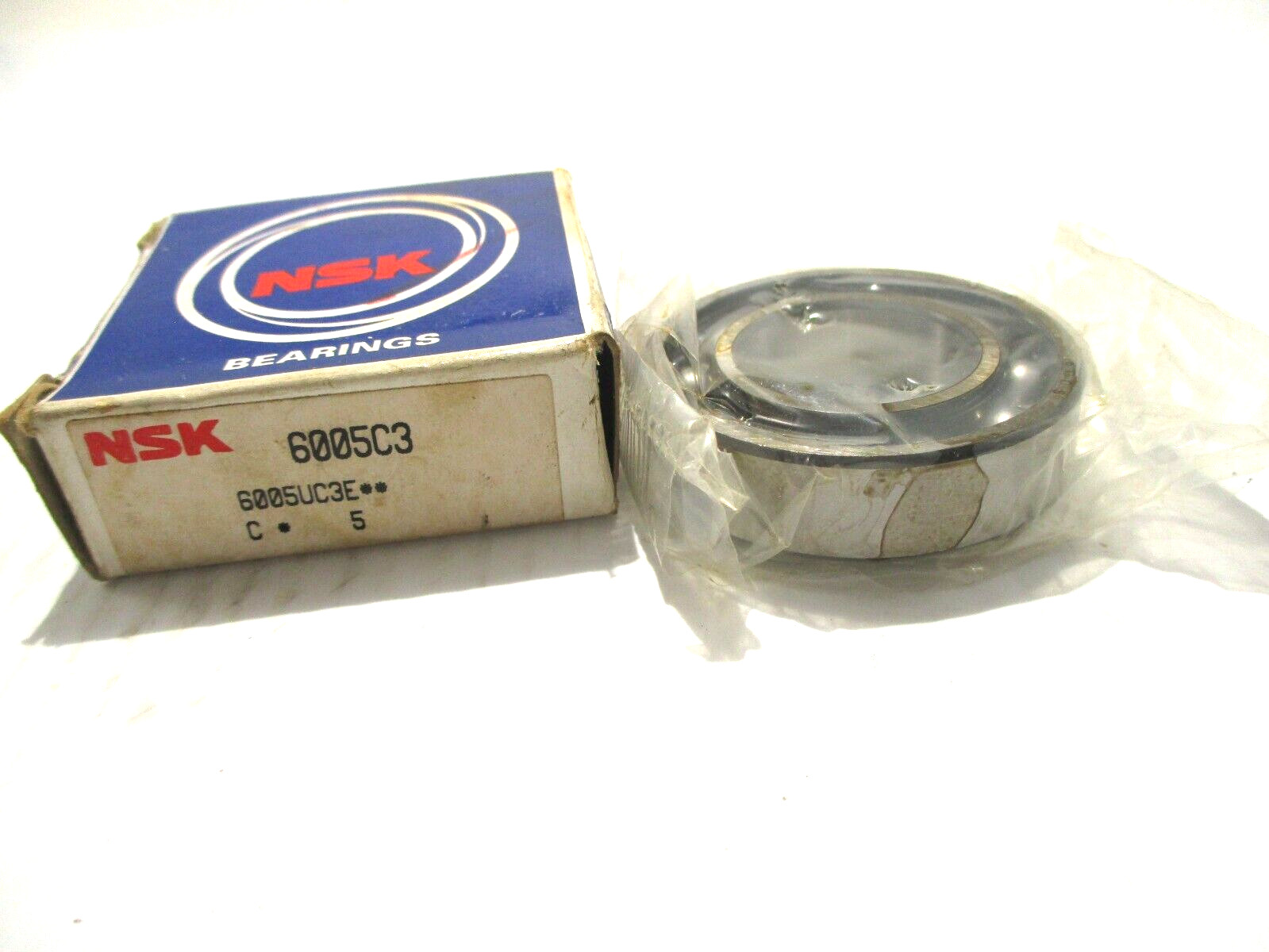 NEW NSK 6005C3 OPEN BALL BEARING USA