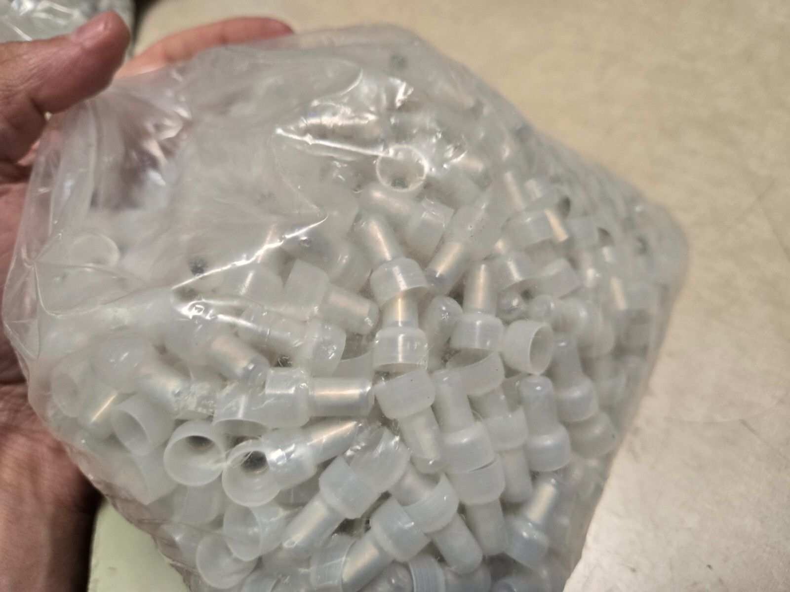 bag of 1000 AMP 35653 Crimp Cap Terminal Butt Splice Wire Connectors 10 – 22 GA