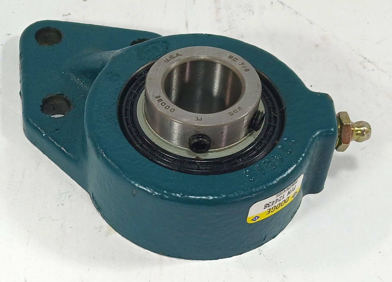 1 NEW DODGE FB-SC-114 124438 3 BOLT FLANGE PILLOW BLOCK BEARING NNB *MAKE OFFER*