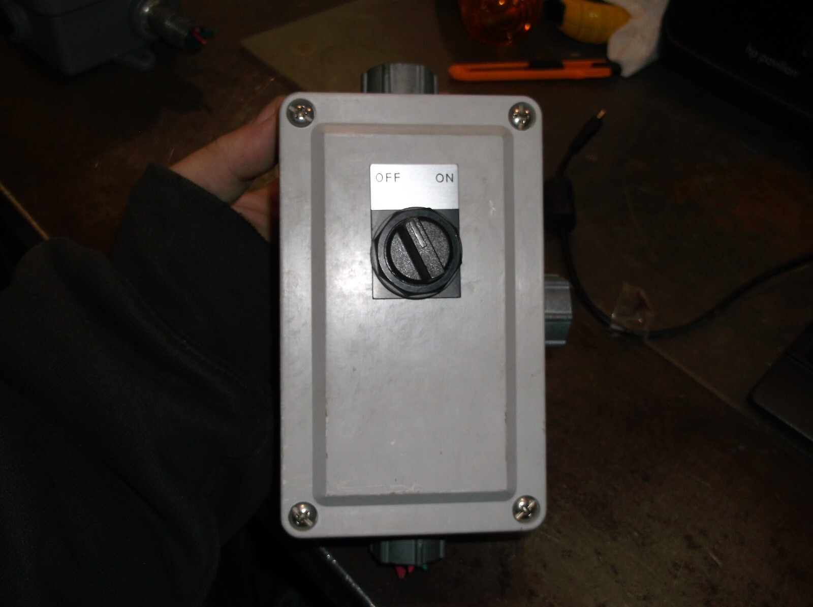 HAWS 9001 ALARM ENCLOSURE 120 VAC 60HZ 0.29A (321-1)