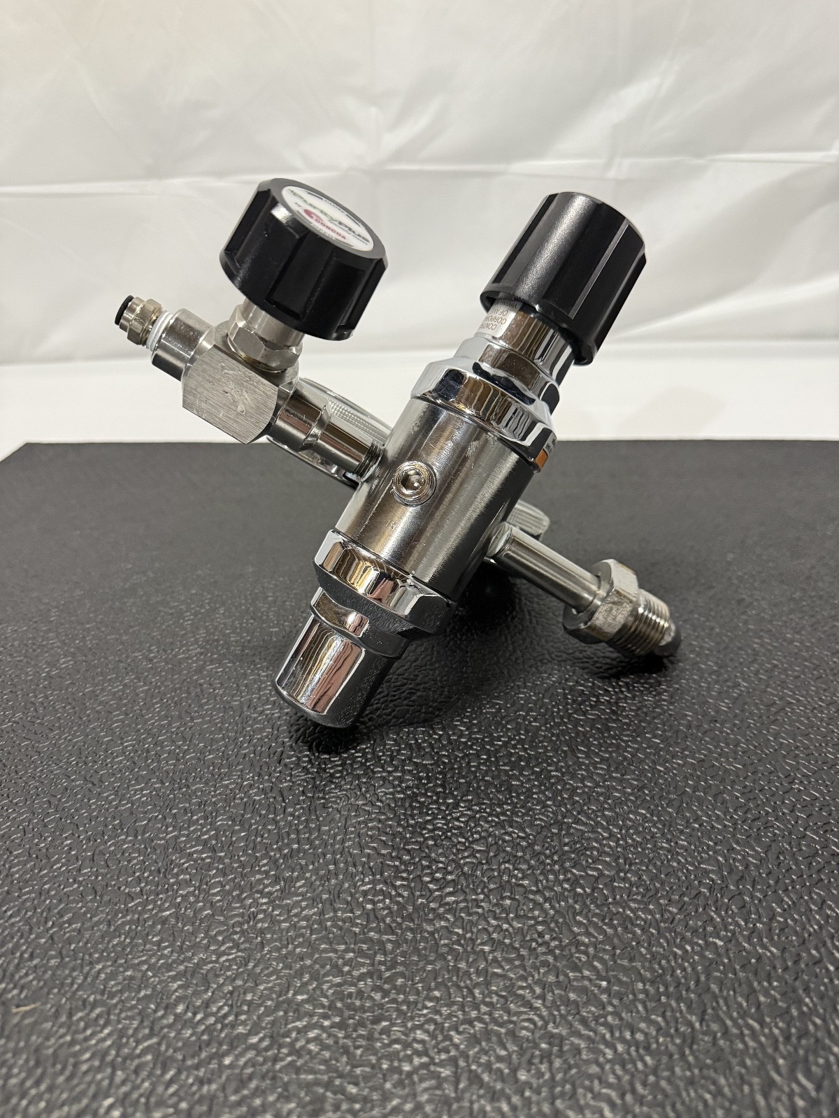 Concoa Purity Plus Dual Stage CGA-580 Regulator 312 Series 3123331-84-580