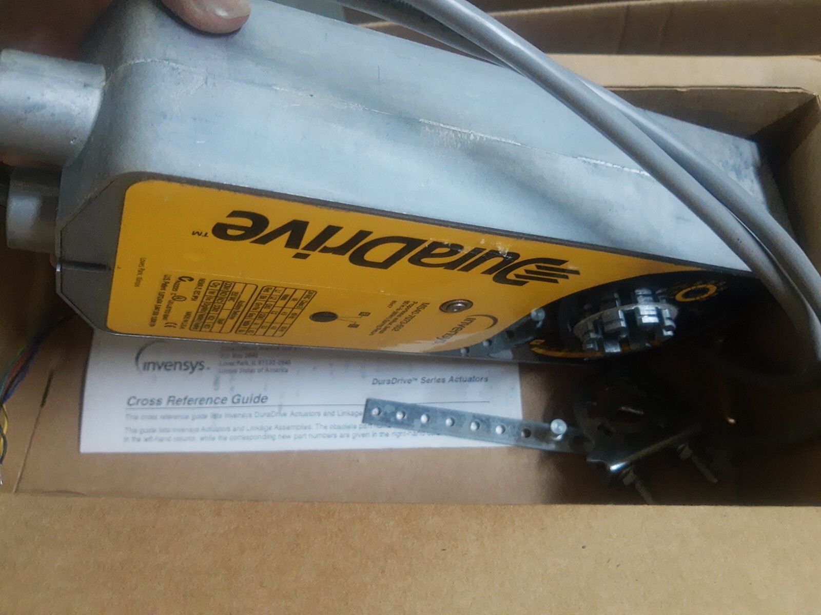 NEW Invensys TAC Actuator Spring Return 2 Position DuraDrive 160 lb # MA40-7173