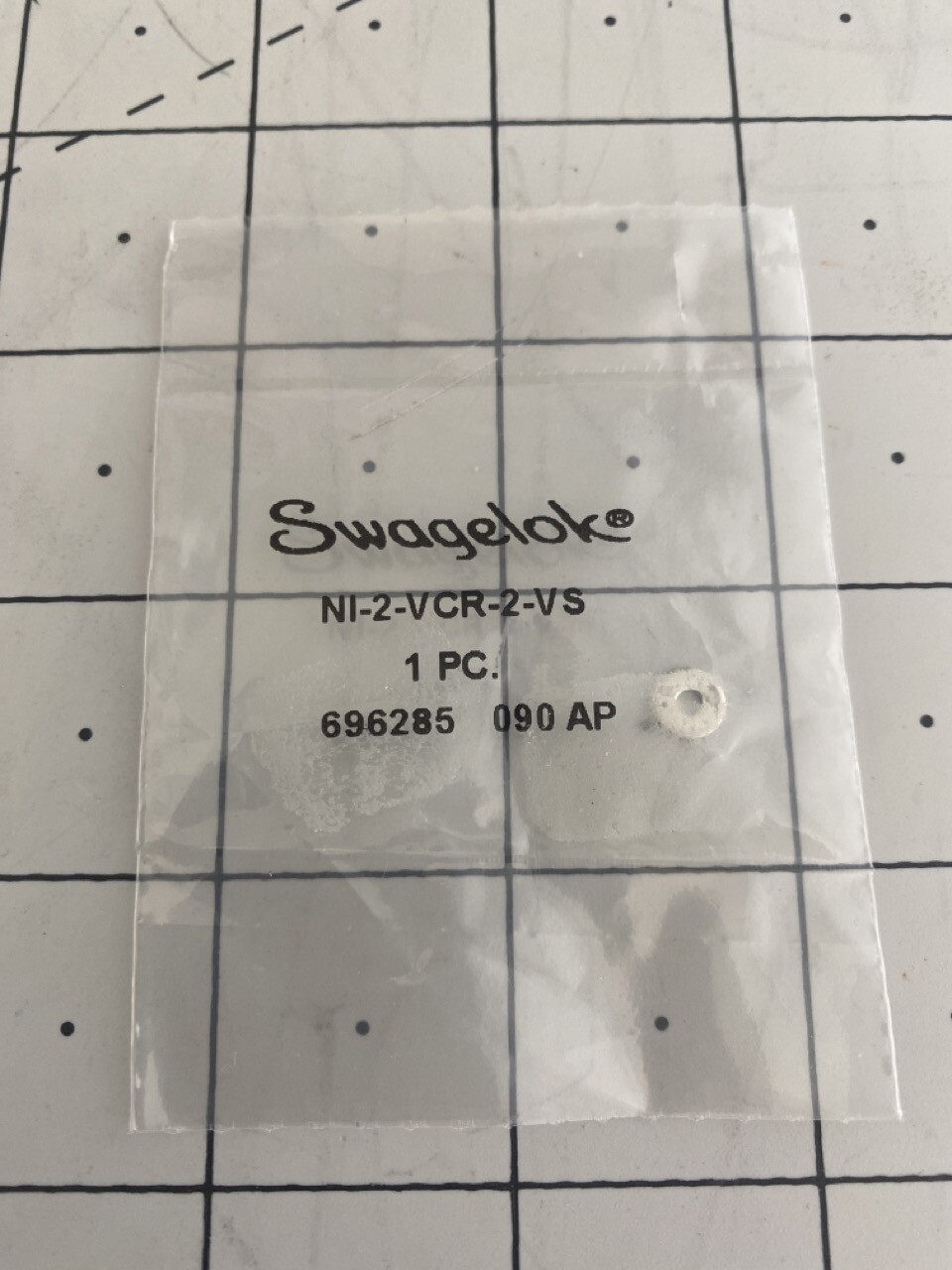 Swagelok Unplated Gasket, Non-Retained 1/8″ PN: NI-2-VCR-2-VS