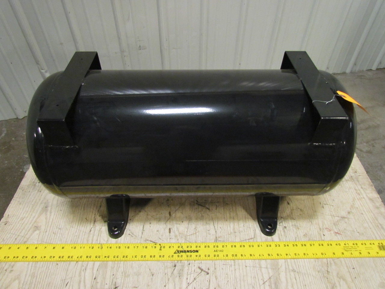 20.6 Gal NEW Steel Compressed Air Tank Powder Coat 14″ Dia 33″ Long 150 PSI