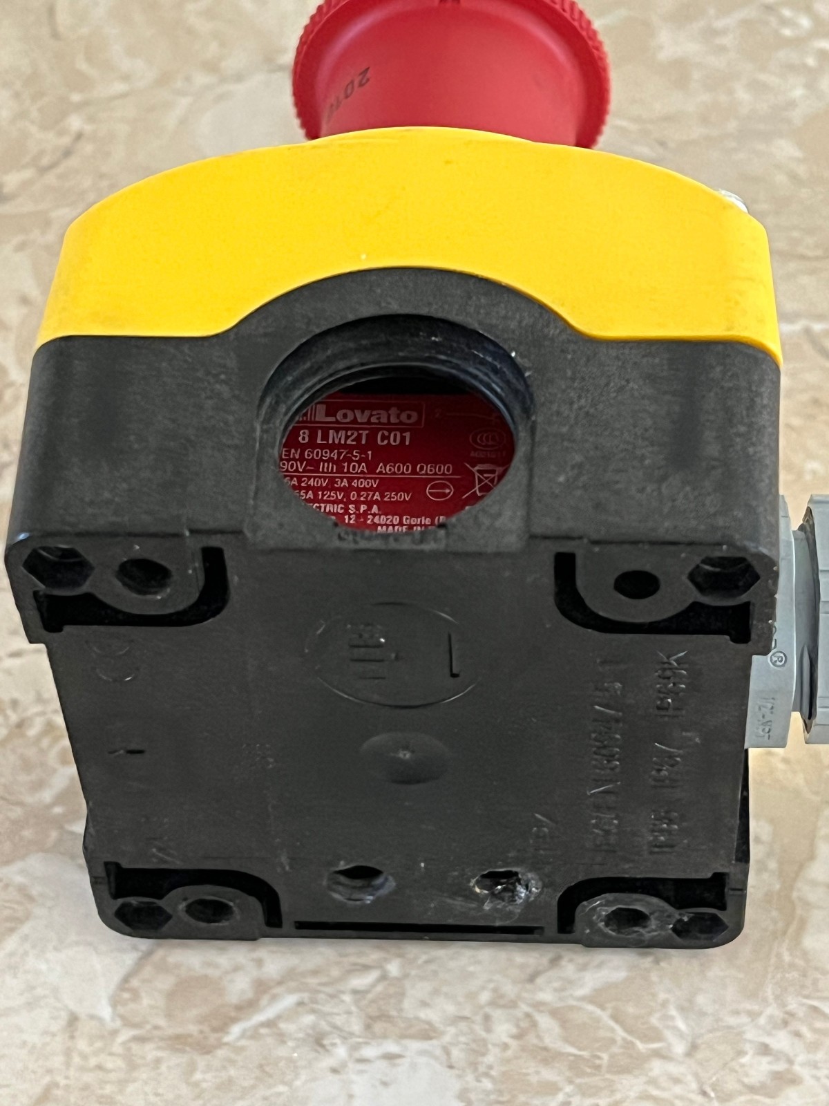 BANNER ESL-30/60-120656 EMERGENCY STOP BUTTON *USED*