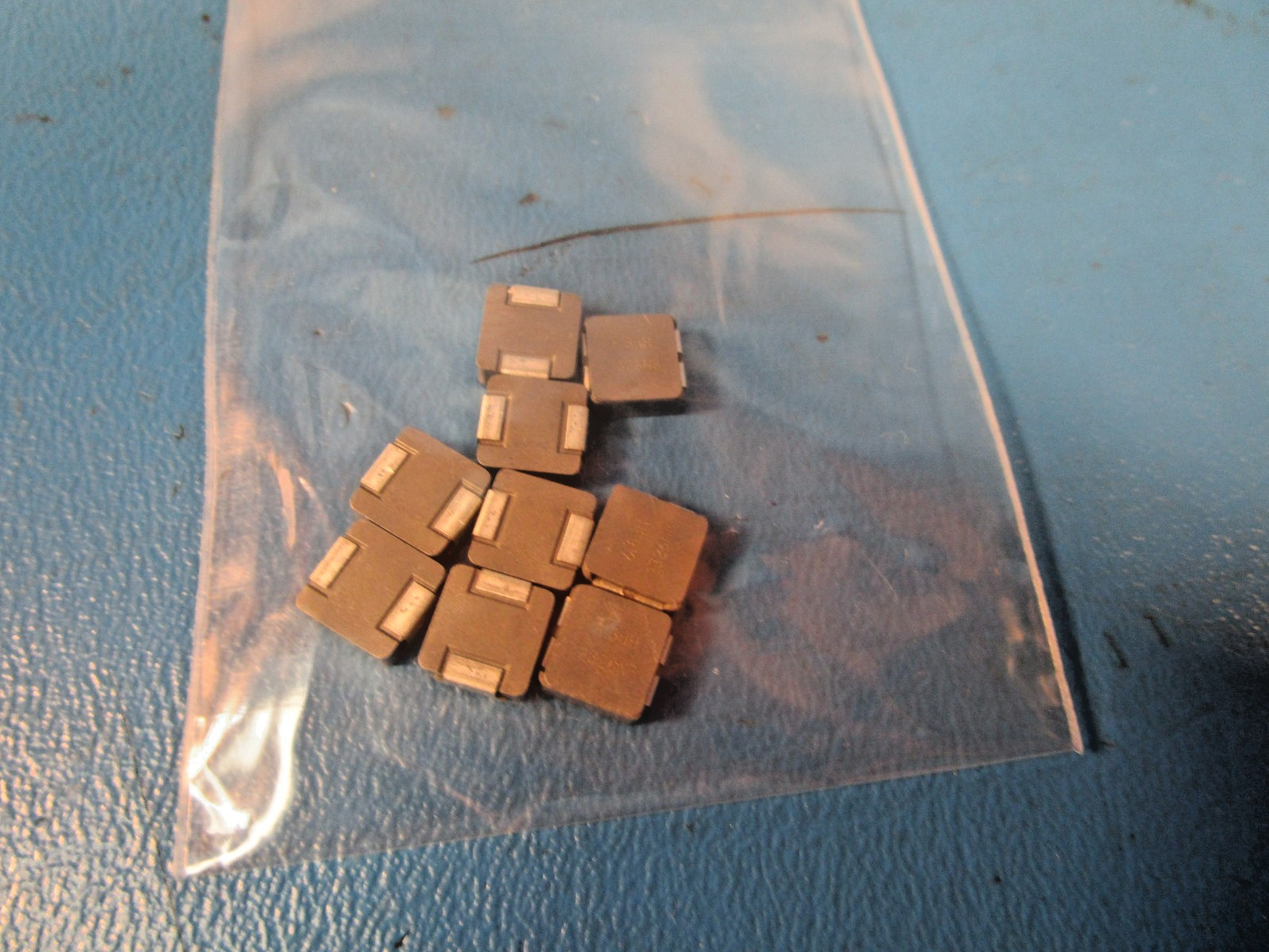 LOT OF 20 Vishay Dale IHLP2525CZER6R8M8A, 6.8 µH Shielded Molded Inductor 4.4 A