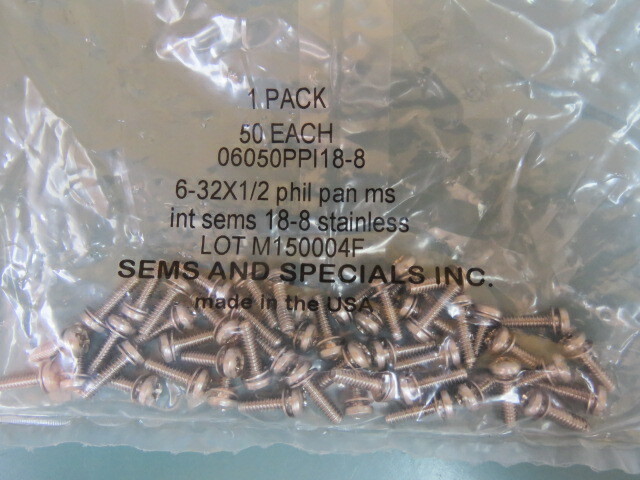 McMasters Carr 95345A051 Qty of 300 per Lot 18-8 Stainless Steel Pan Head Screw