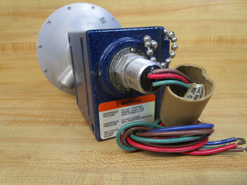 ITT 142P82C6448 Neo-Dyn Adjustable Pressure Switch
