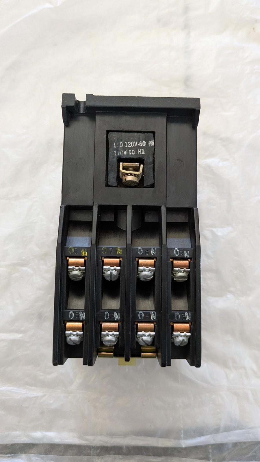 STRUTHERS-DUNN CONTROL RELAY 301-8-6S2 600V 10AMPS 60HZ