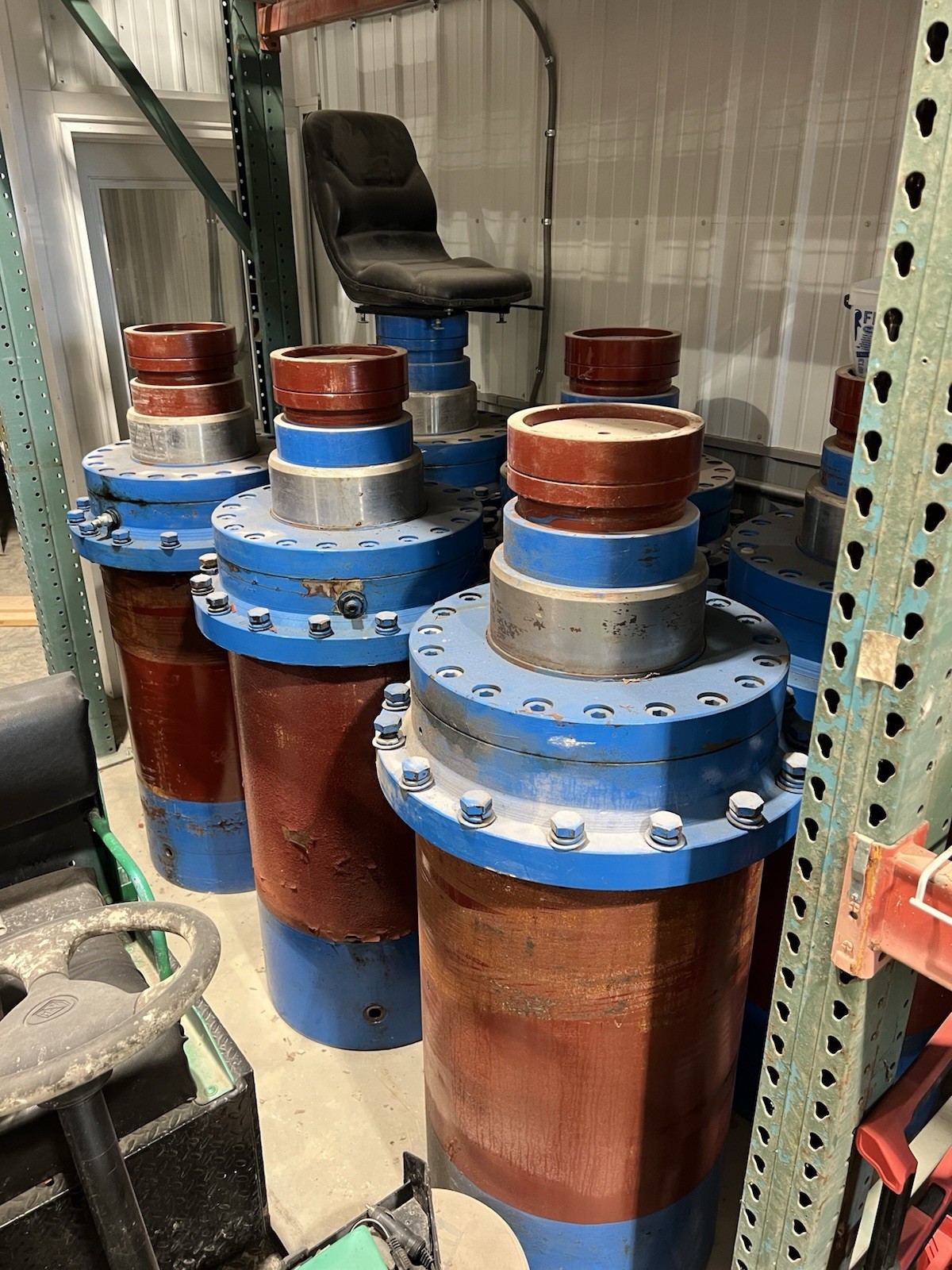 370 Ton Hydraulic Press Cylinder 18” Bore 30” Stroke 3,000 PSI. Double Acting.