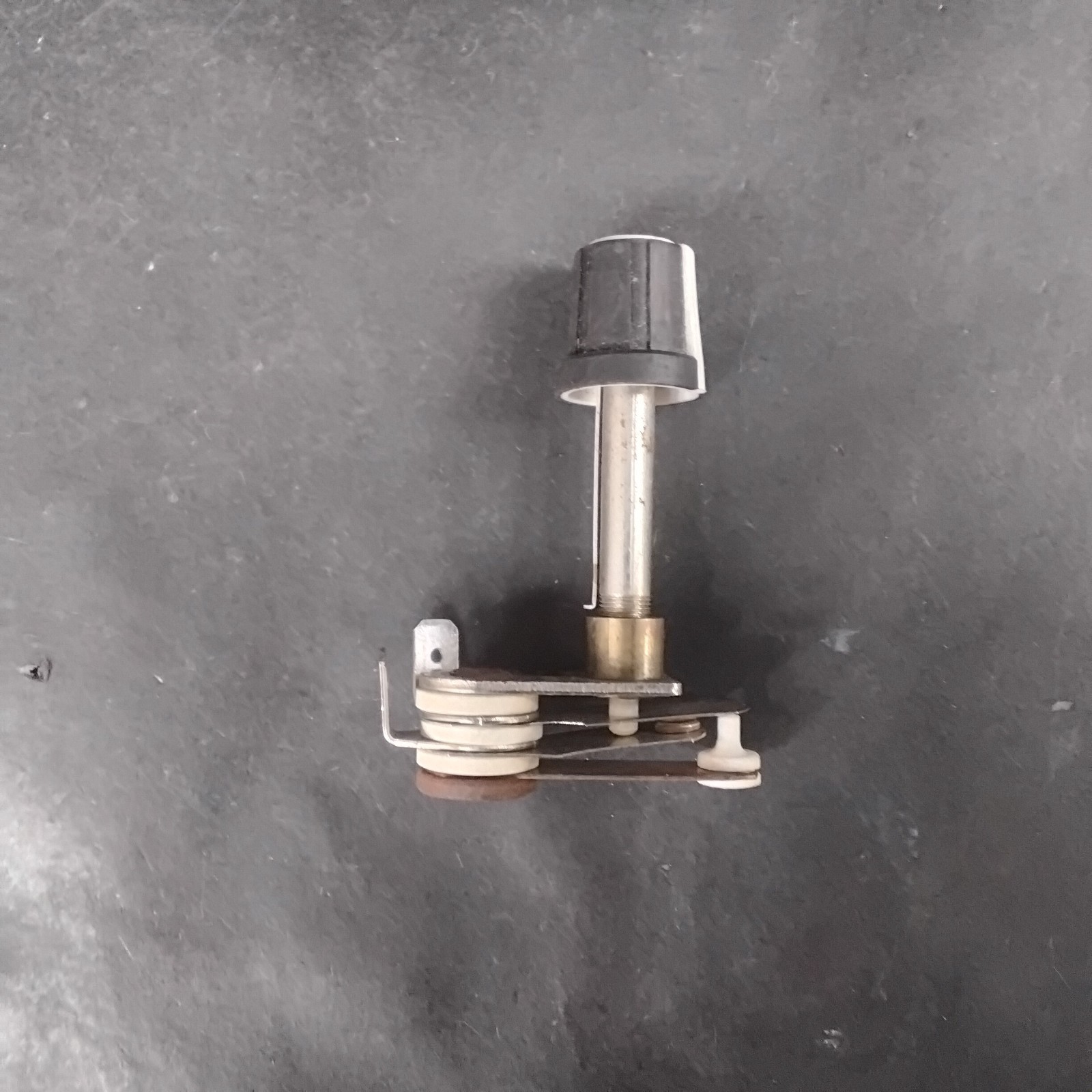300F 96D STEAM IRON THERMOSTAT ($5 OBO)