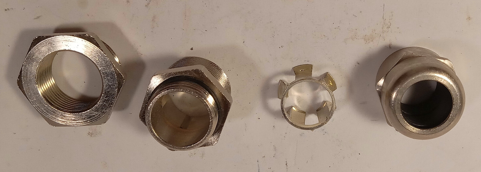 1 NEW NICKLE PLATED BRASS 57.2 mm CABLE GLAND CONNECTOR NNB ***MAKE OFFER***