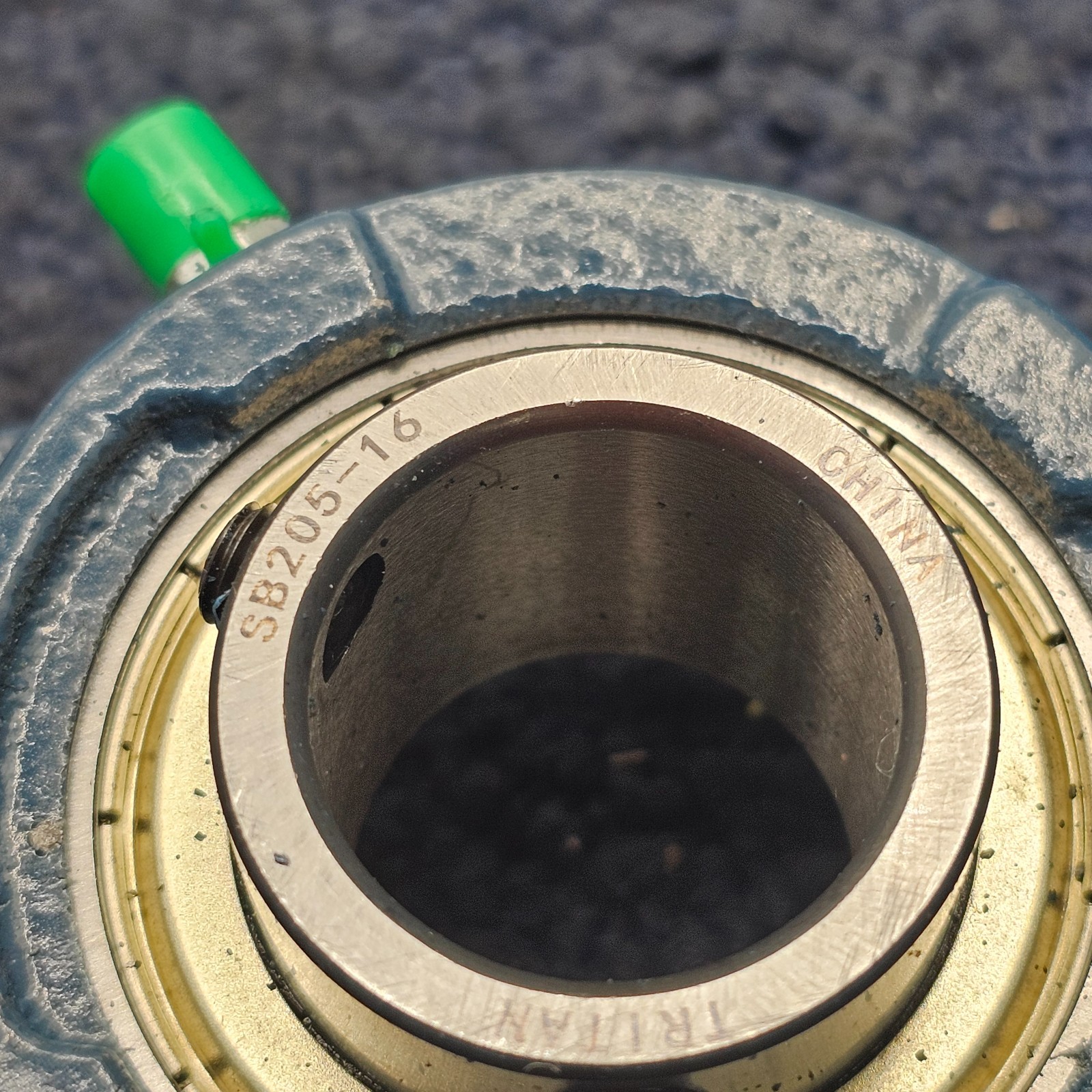 Tritan SB205-16 FL205: Flange Mount Bearing, 2 Bolt Flange, Screw Locking