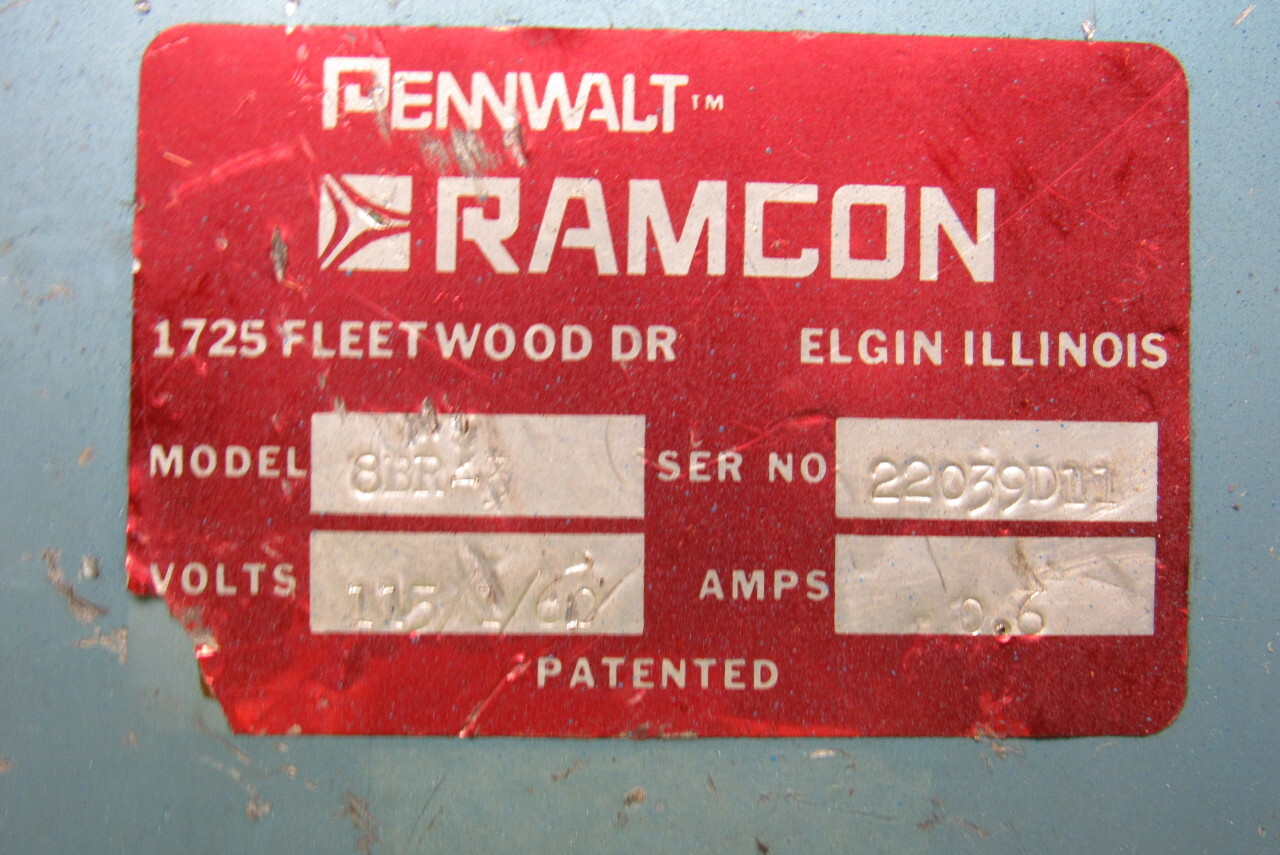 Pennwalt Ramcon 8BR-3 115V Actuator W/4 Port Ball Valve 1/4″ NPT