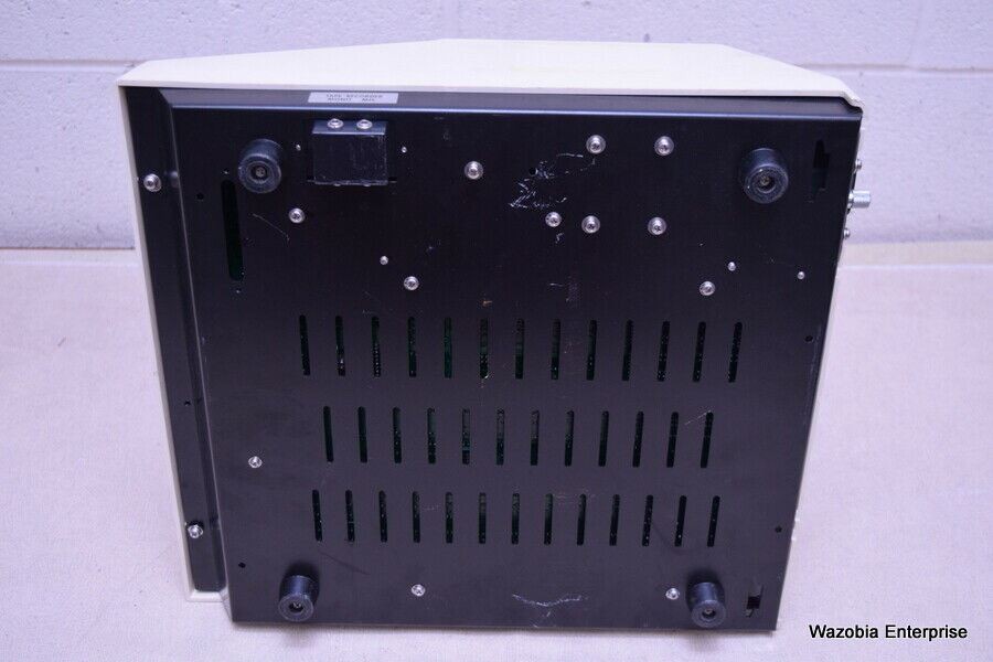 SHIMADZU MODEL C-R3A CHROMATOPAC CHROMOTOGRAPHY DATA PROCESSOR