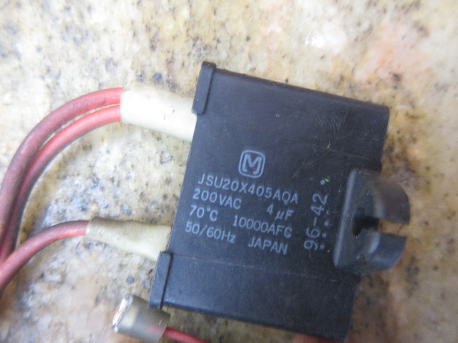MARCON SAFETY SWITCH CH60 200VAC .6L19 JSU20X405AQA 200VAC LOT OF 2 PIECES