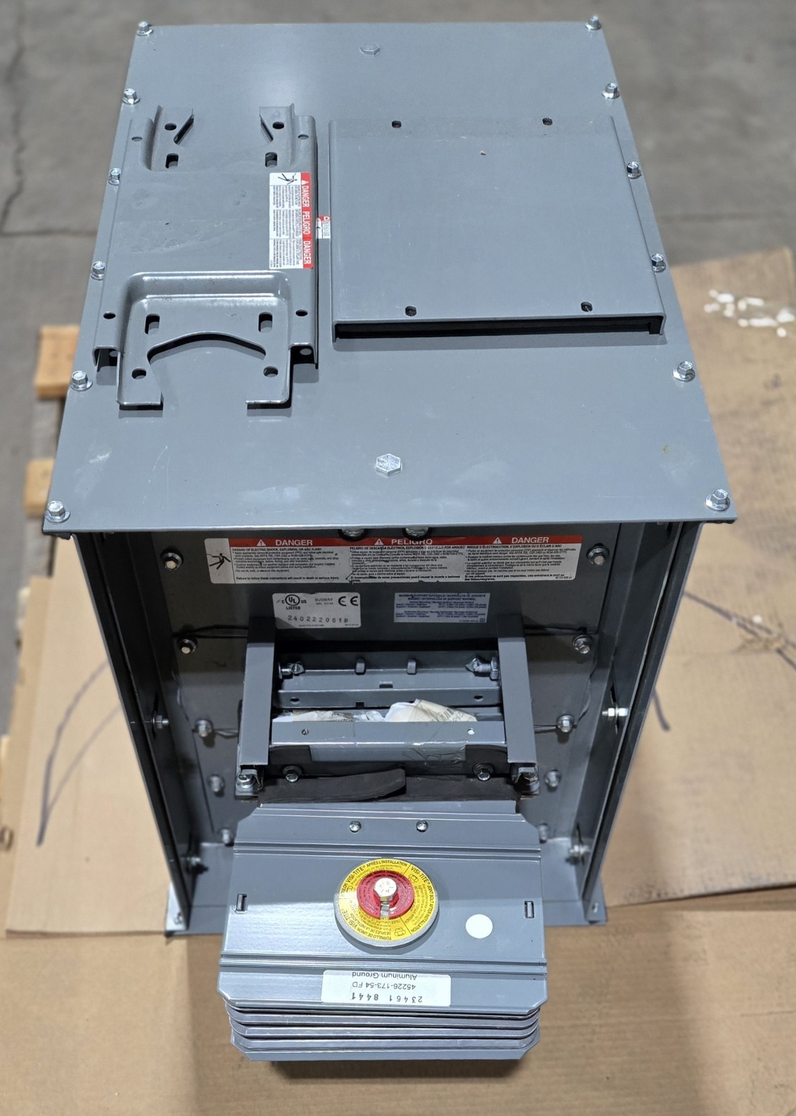 SQUARE D AFH2316GEJM I-LINE II BUSWAY TAP BOX/ FITTING. 1600A, 600V, 3P3W.
