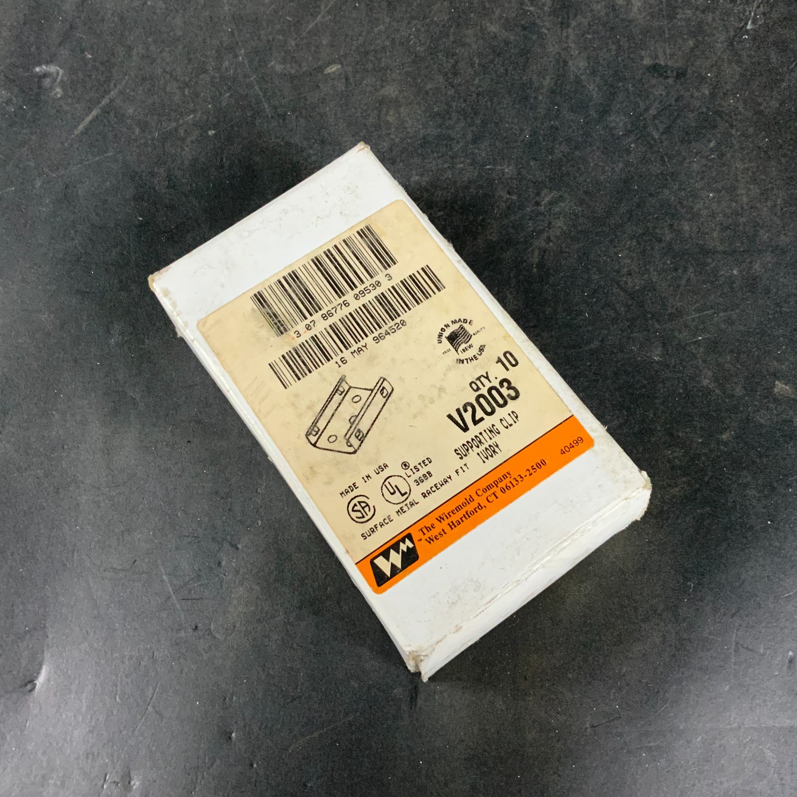 WIREMOLD V2003 STEEL SUPPORTING CLIP – LOT OF 10 ($10 OBO)